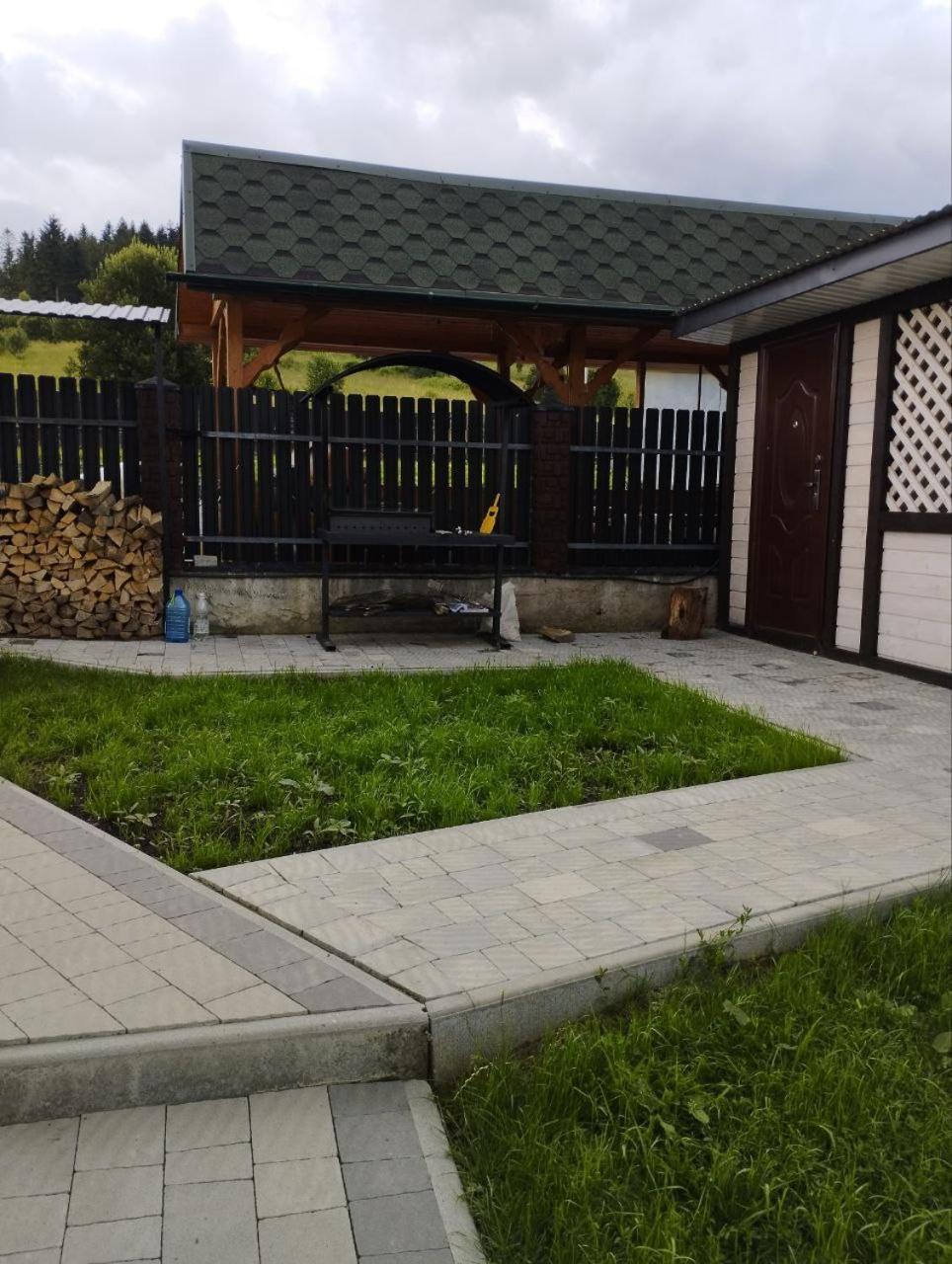 Appartement Перлина Карпат à Skhidnytsia Extérieur photo